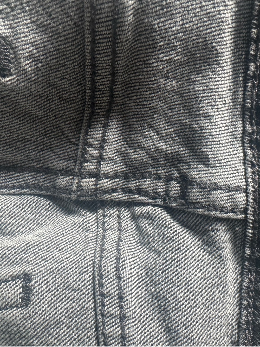 Old Navy Boyfriend Jeans Gray Black Wash | Size 6 Petite - Picture 4 of 4